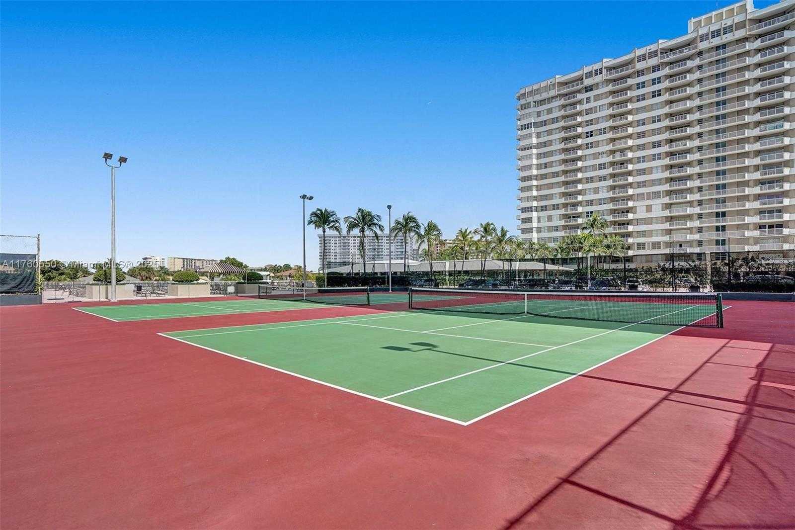 Small Image of 1965 SOUTH OCEAN DR #18J, Hallandale Beach Number 60