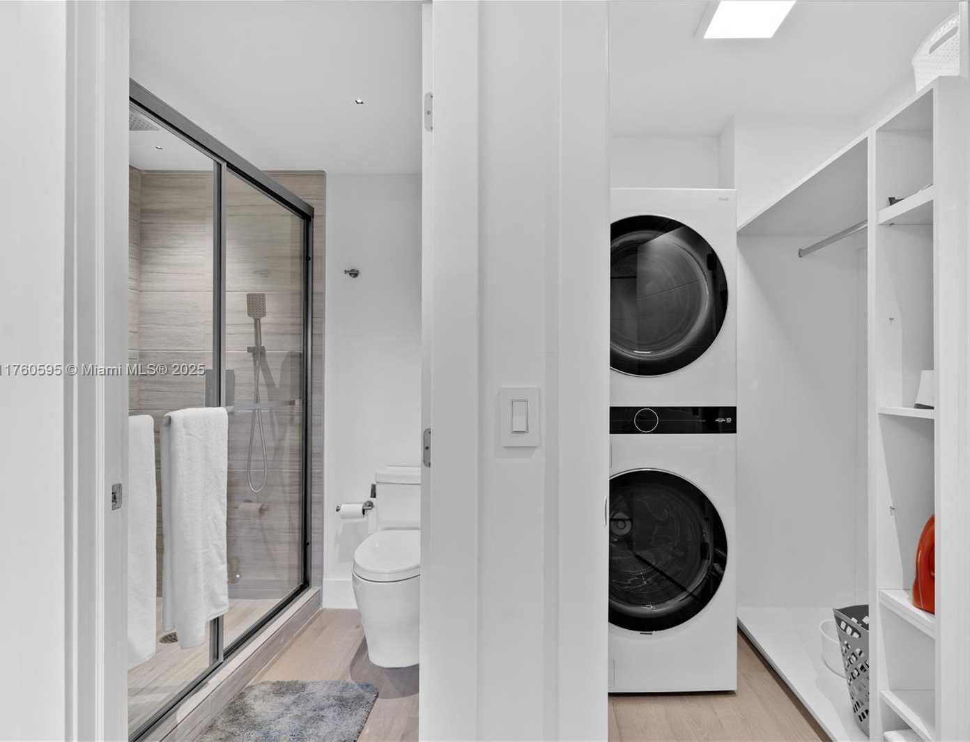 Small Image of 155 OCEAN LN DR #210, Key Biscayne Number 11