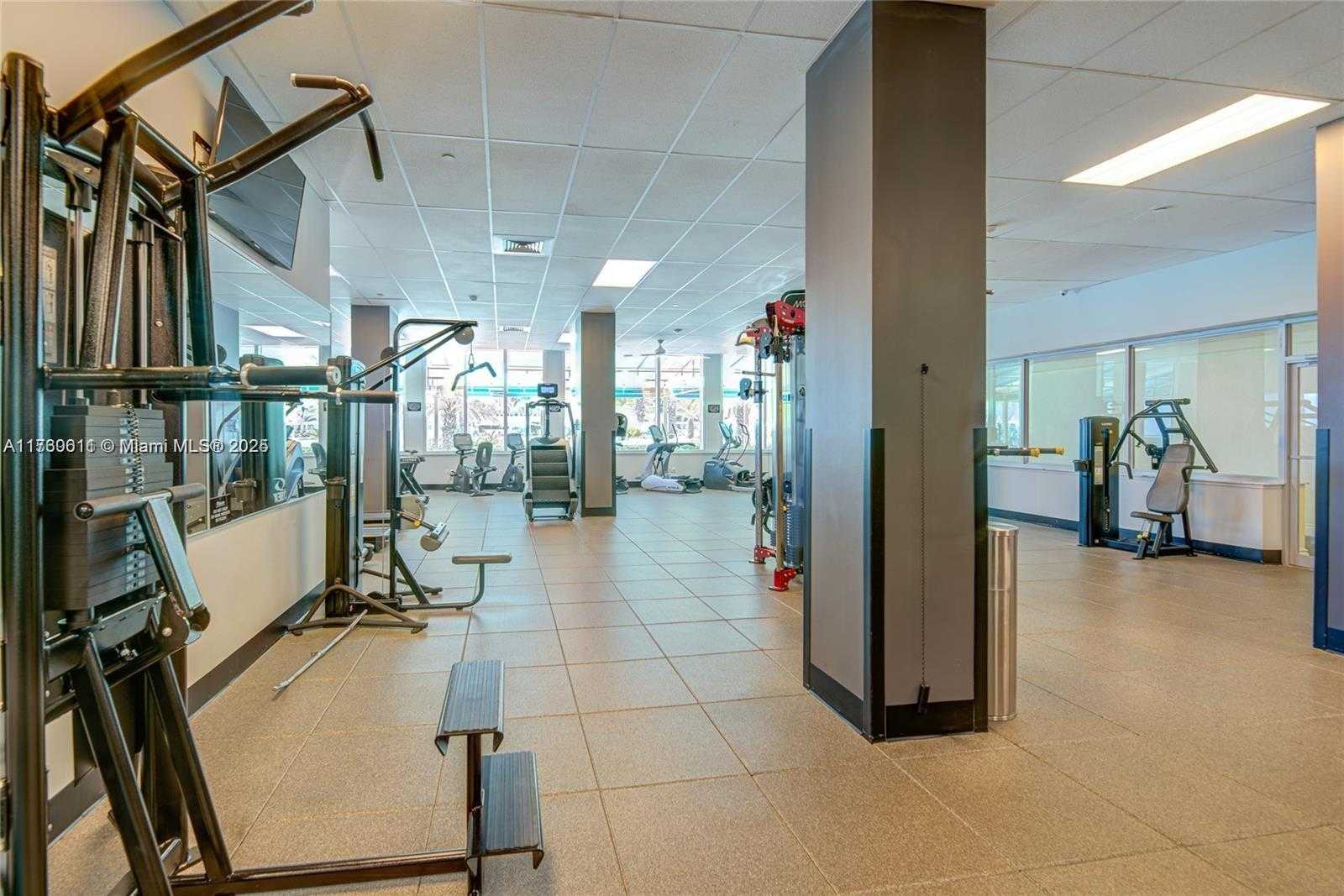 Small Image of 2501 SOUTH OCEAN DR #834, Hollywood Number 18