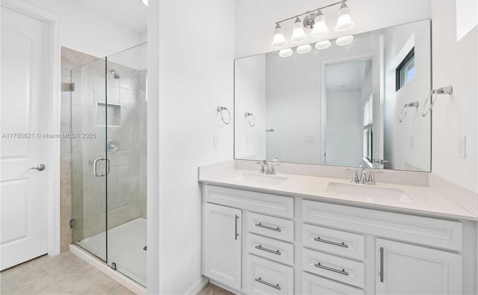 Small Image of 2102 NORTH APPLETON CIR N #2102, Oakland Park Number 22