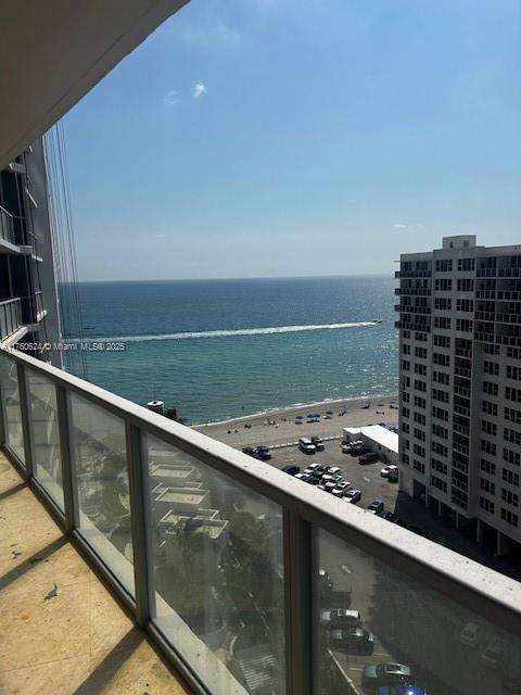 Small Image of 3101 SOUTH OCEAN DR #1404, Hollywood Number 15