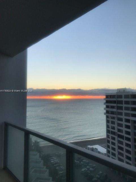 Small Image of 3101 SOUTH OCEAN DR #1404, Hollywood Number 16