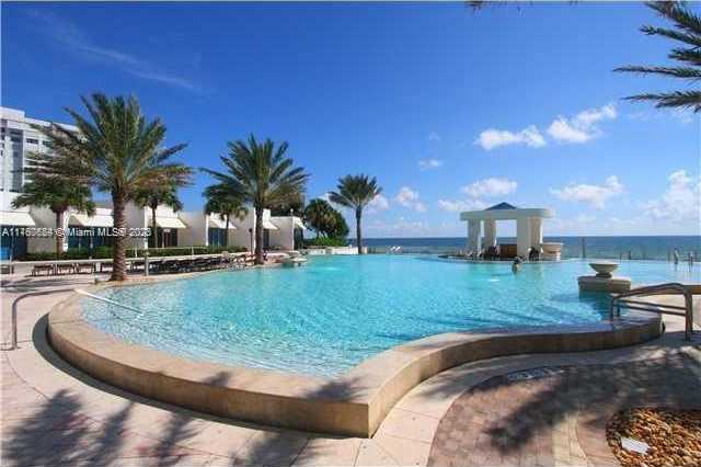 Small Image of 3101 SOUTH OCEAN DR #1404, Hollywood Number 3