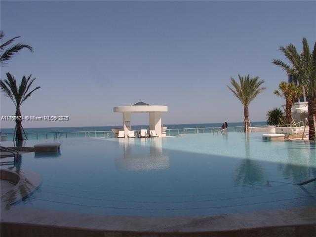 Small Image of 3101 SOUTH OCEAN DR #1404, Hollywood Number 4