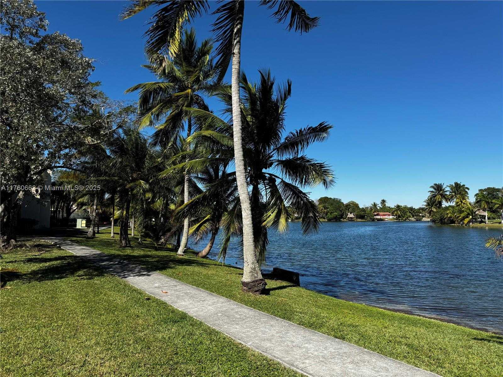 Small Image of 14321 NORTH KENDALL DR #202-F, Miami Number 12