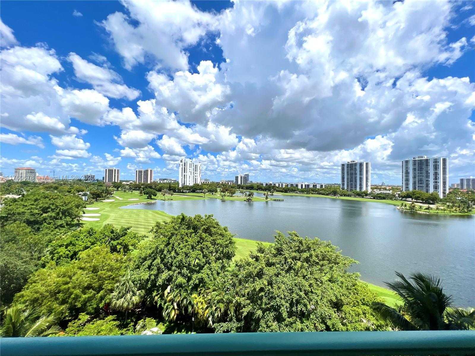 Small Image of 20000 EAST COUNTRY CLUB DR #806, Aventura Number 2