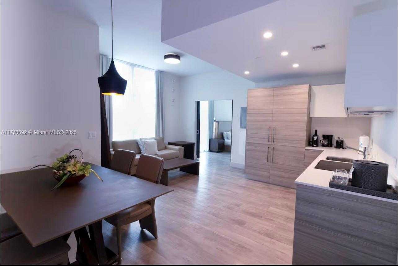 Small Image of 777 NORTH OCEAN DR #S319, Hollywood Number 2