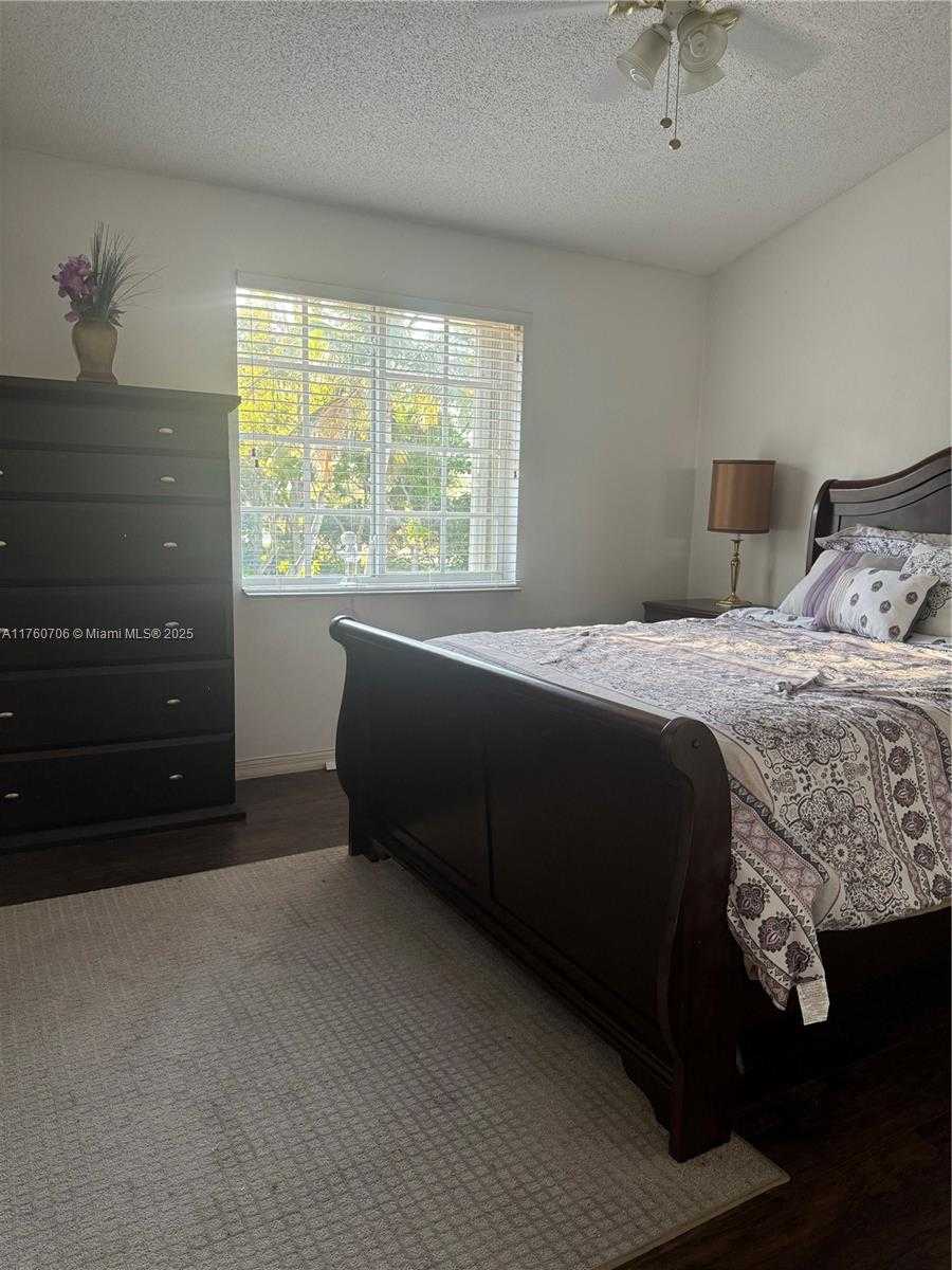 Small Image of 8598 LYCHEE DR #501, Tamarac Number 14