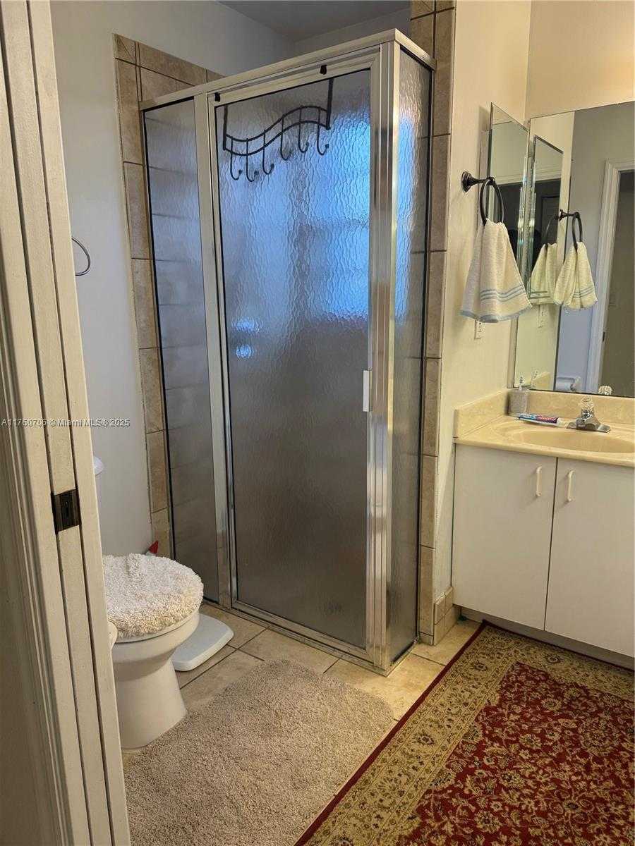 Small Image of 8598 LYCHEE DR #501, Tamarac Number 9