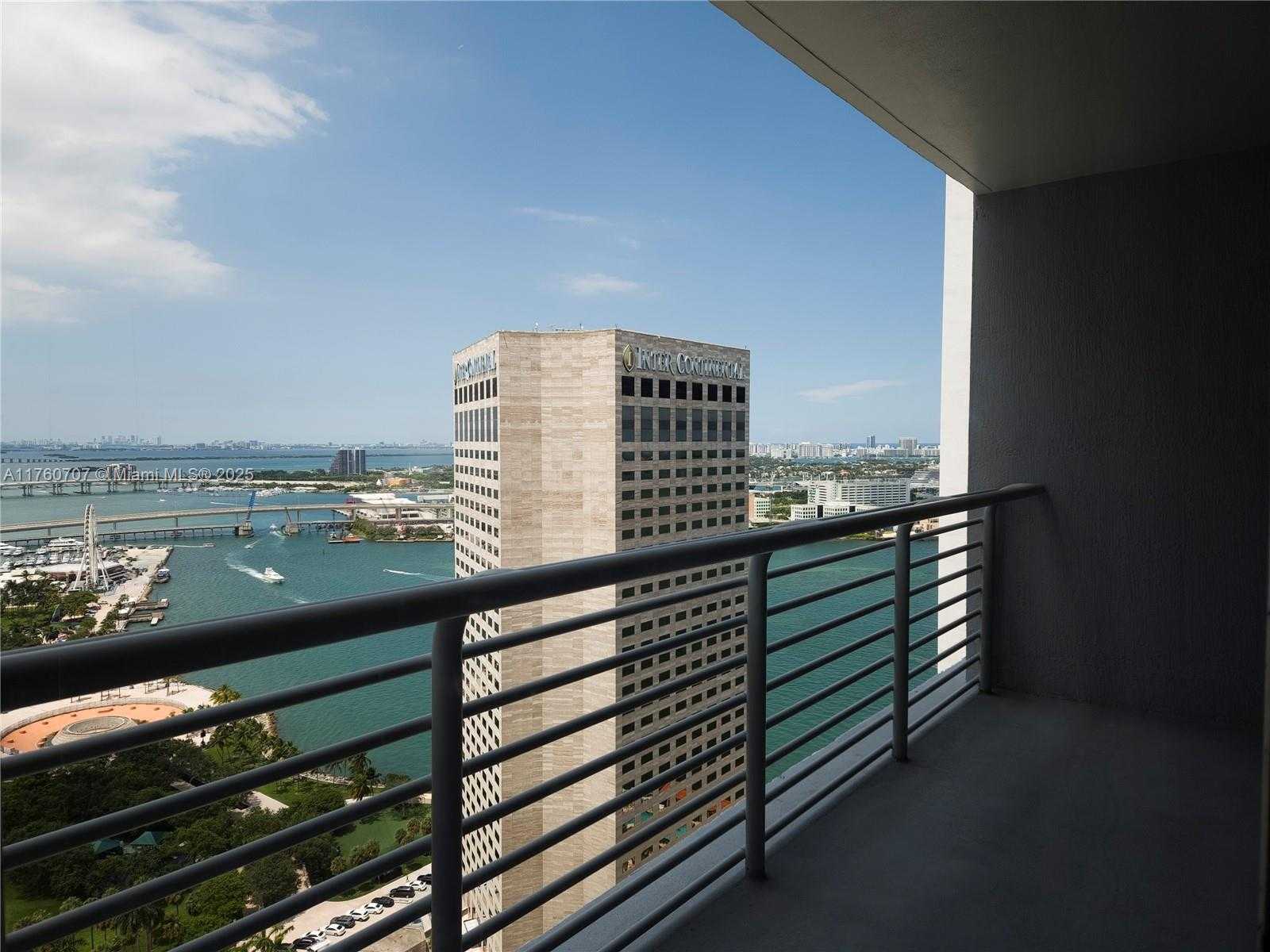 Small Image of 325 SOUTH BISCAYNE BLVD #3414, Miami Number 17