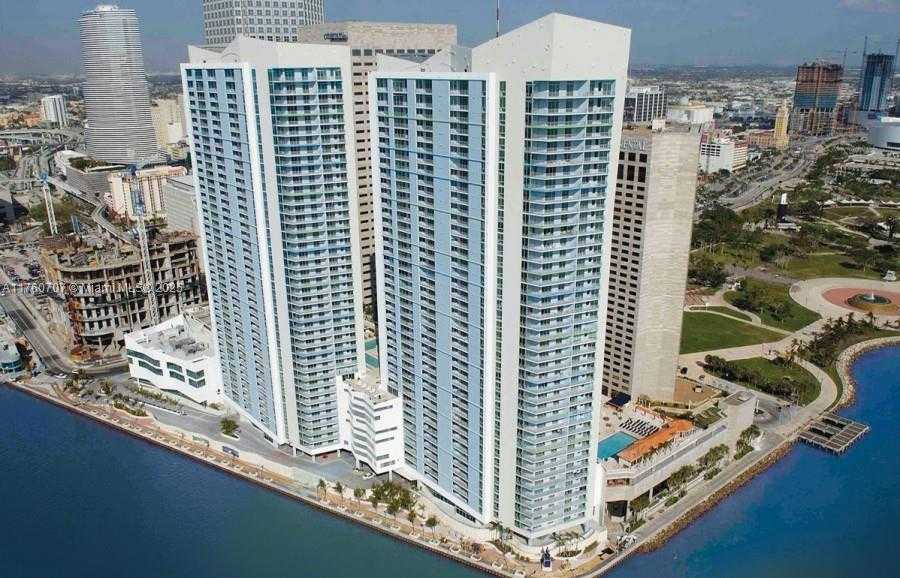 Small Image of 325 SOUTH BISCAYNE BLVD #3414, Miami Number 18