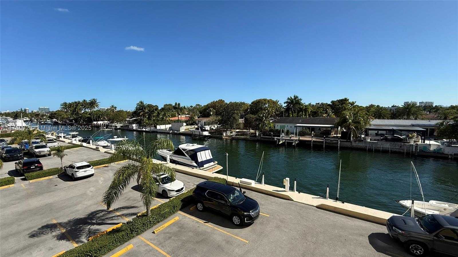 Small Image of 2000 NORTH EAST 135TH ST #309, North Miami Number 24
