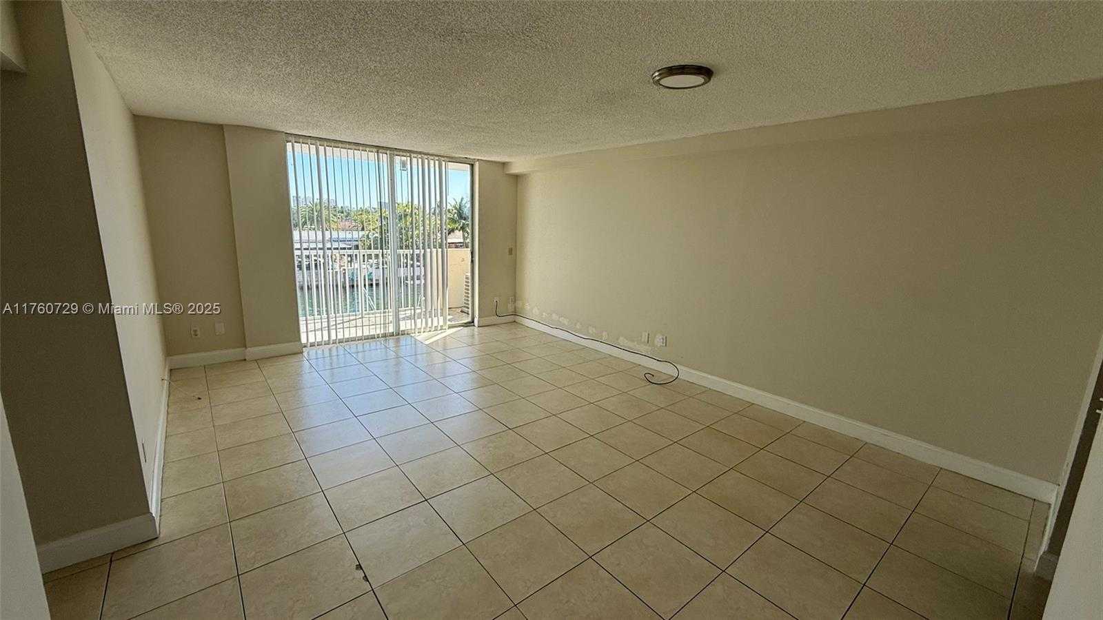 Small Image of 2000 NORTH EAST 135TH ST #309, North Miami Number 28