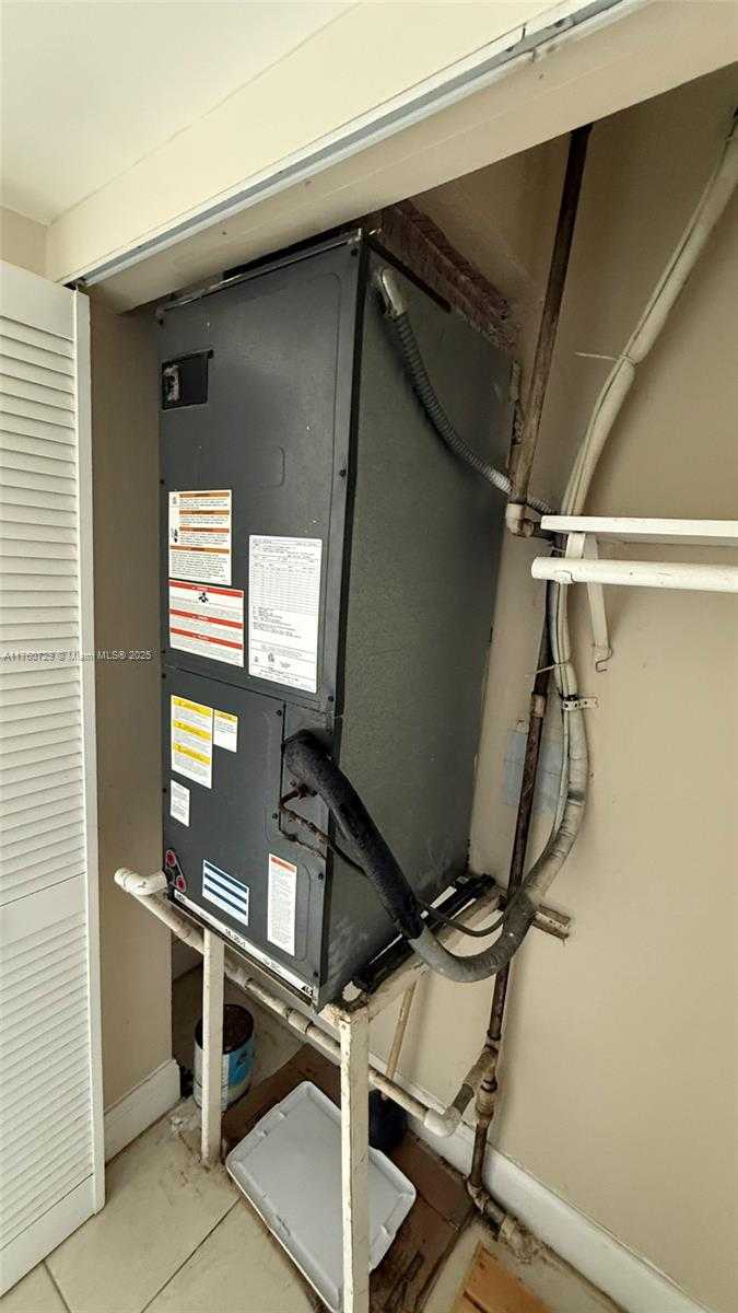 Small Image of 2000 NORTH EAST 135TH ST #309, North Miami Number 29