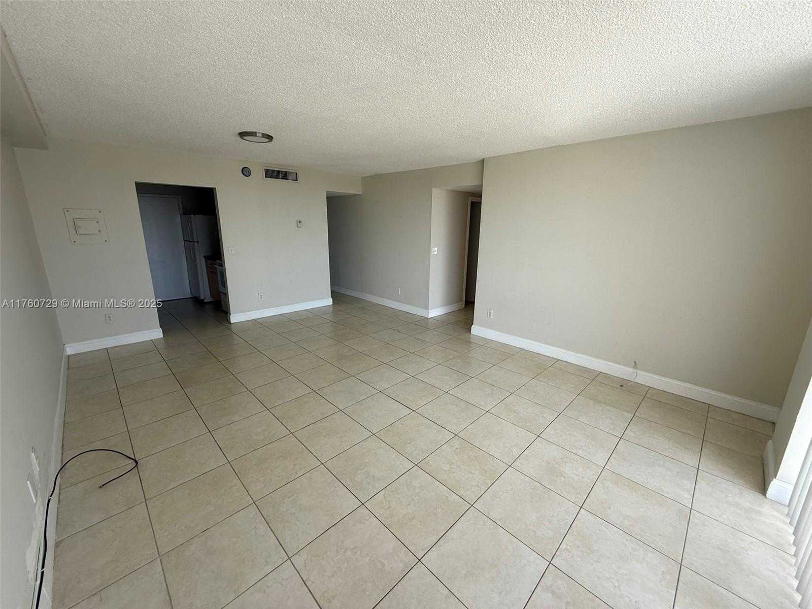 Small Image of 2000 NORTH EAST 135TH ST #309, North Miami Number 3