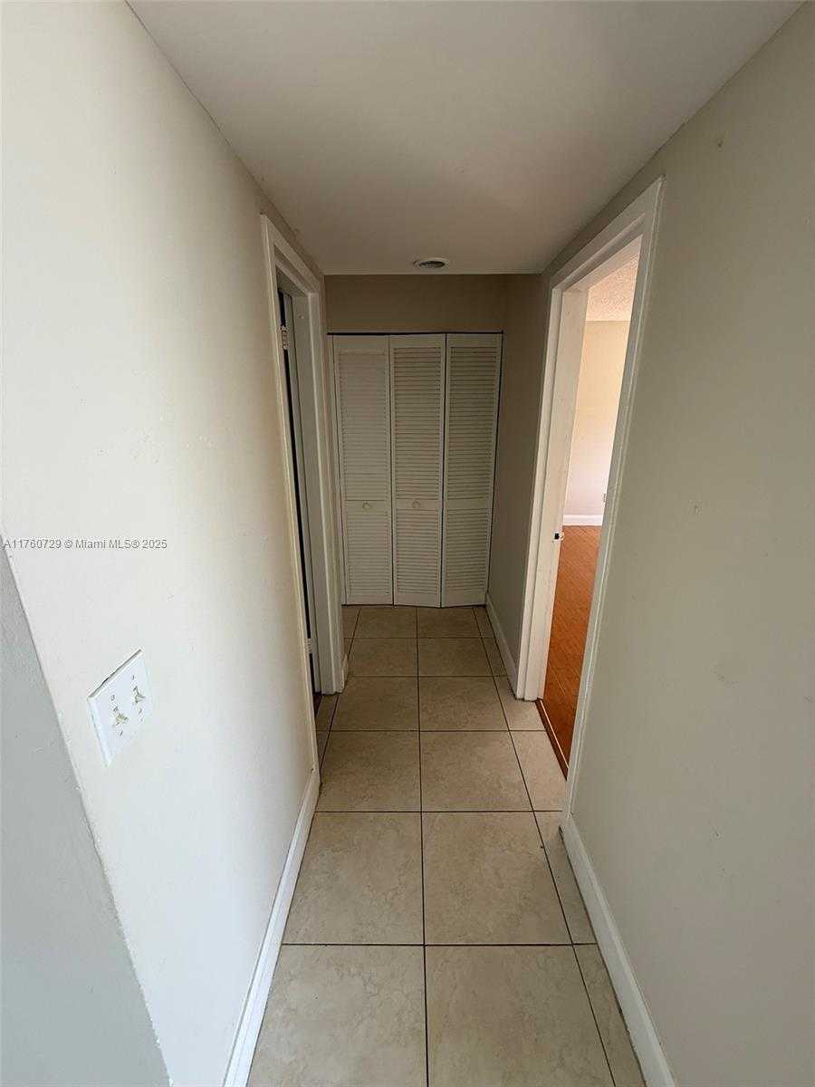 Small Image of 2000 NORTH EAST 135TH ST #309, North Miami Number 6