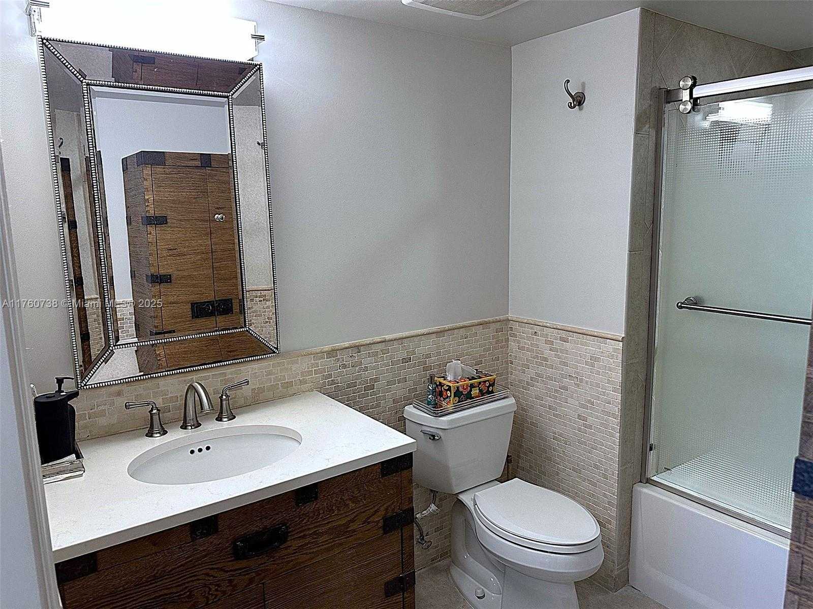 Small Image of 2080 SOUTH OCEAN DRIVE #304, Hallandale Beach Number 11