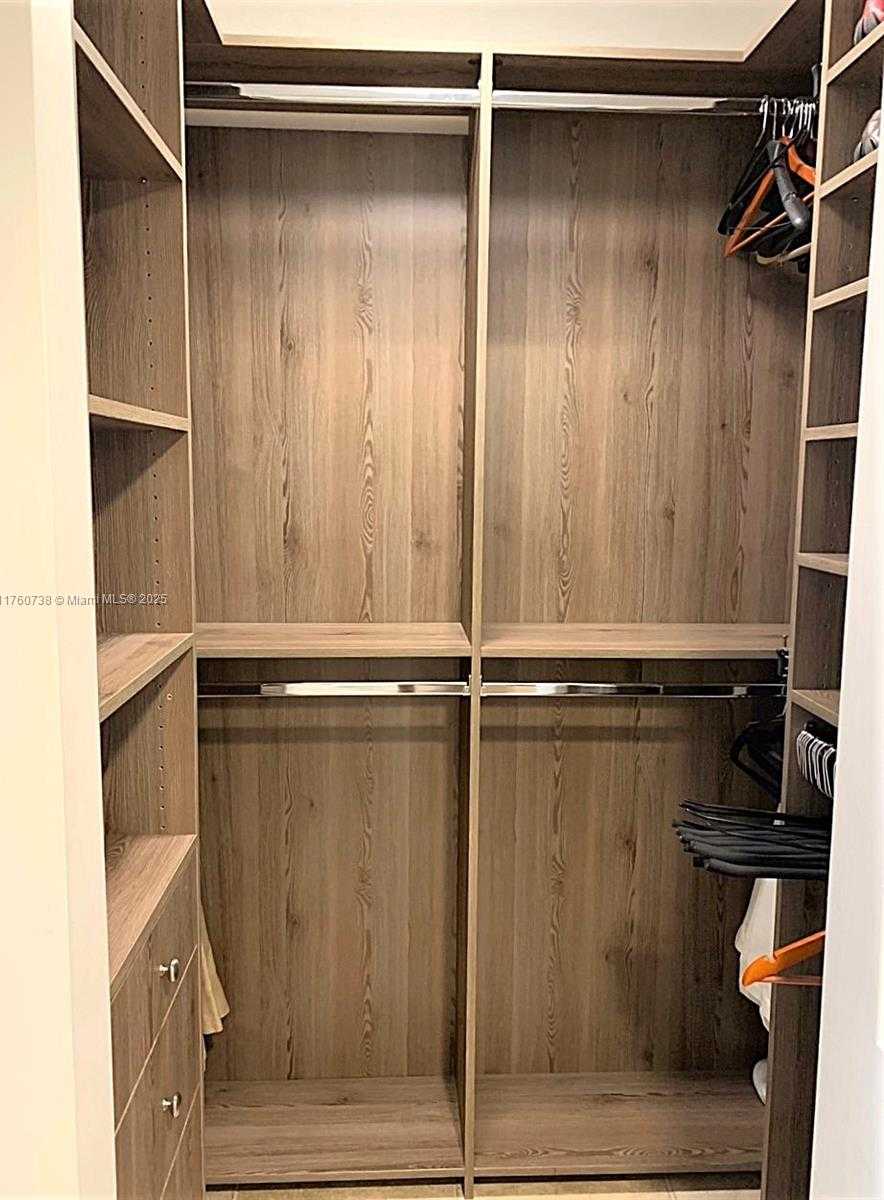 Small Image of 2080 SOUTH OCEAN DRIVE #304, Hallandale Beach Number 13