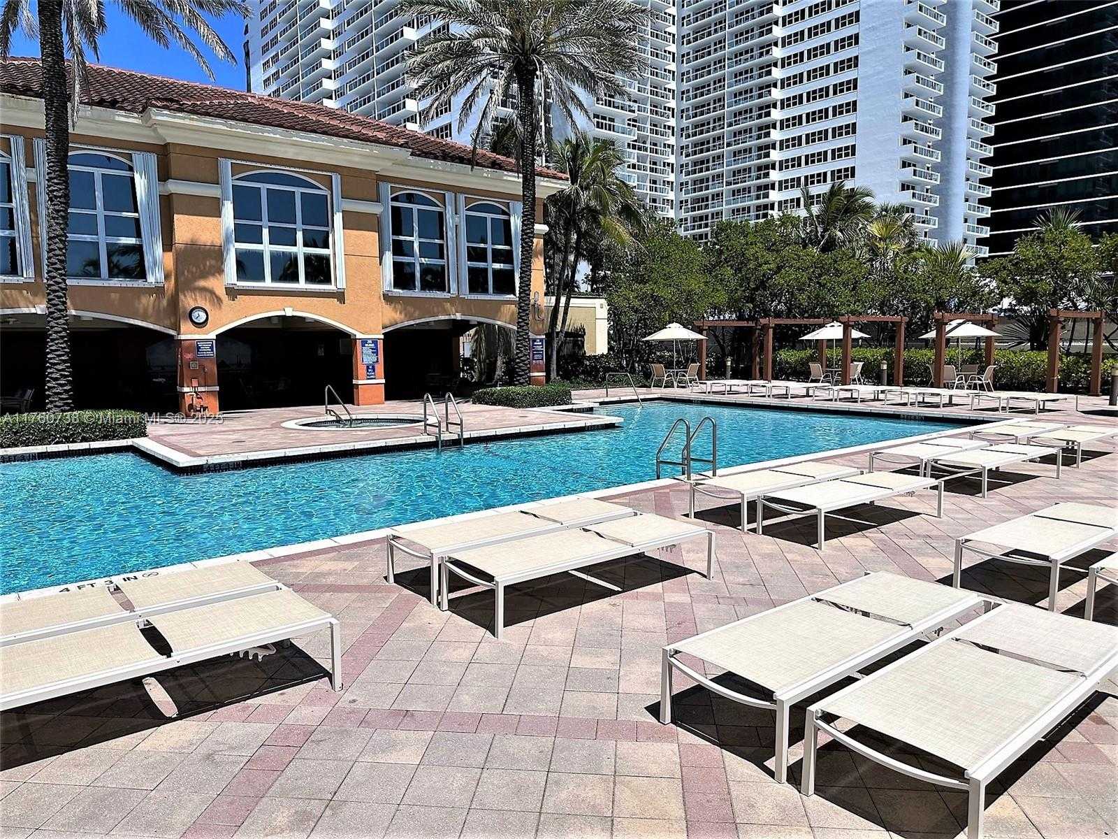 Small Image of 2080 SOUTH OCEAN DRIVE #304, Hallandale Beach Number 26