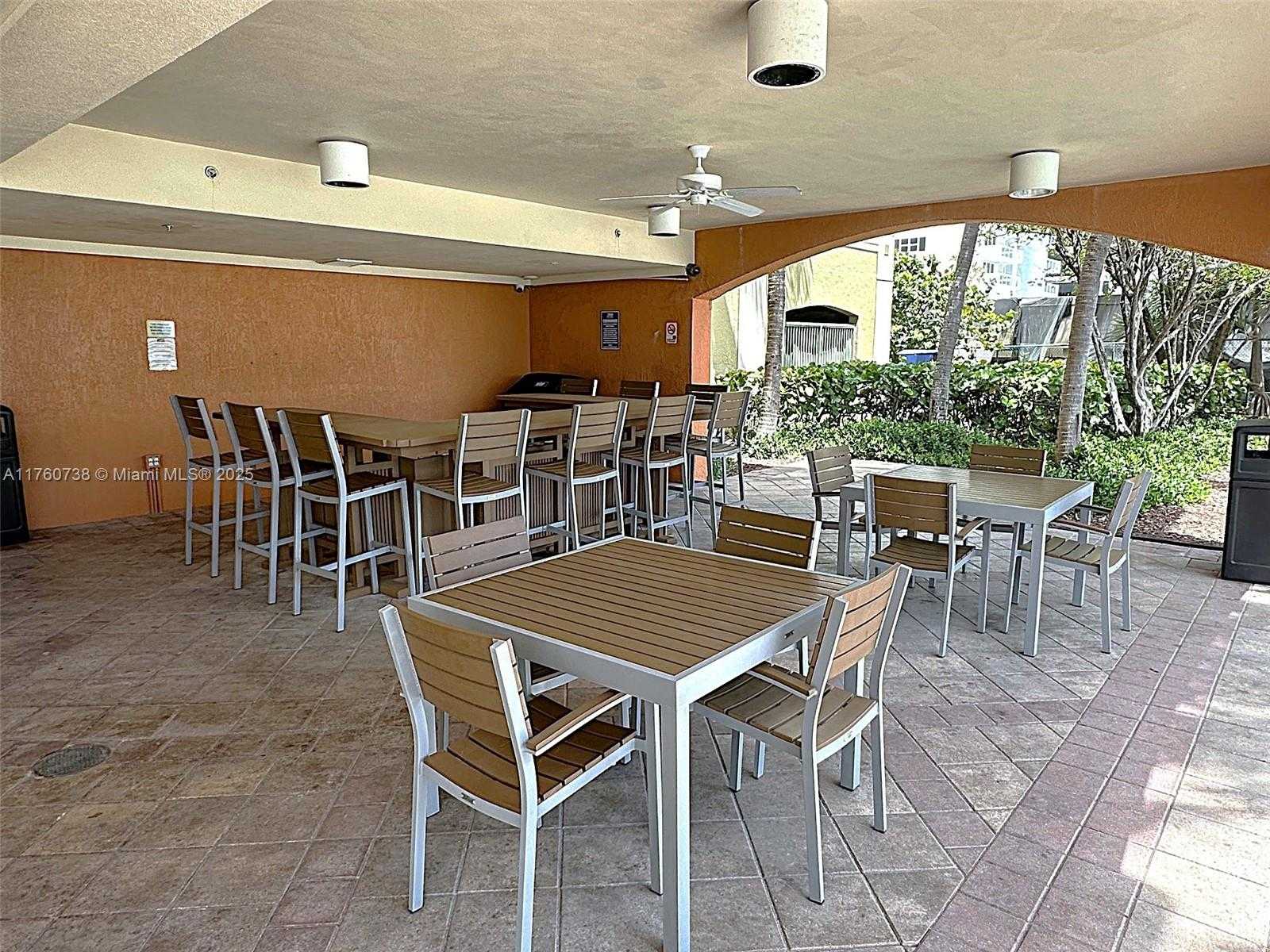 Small Image of 2080 SOUTH OCEAN DRIVE #304, Hallandale Beach Number 31