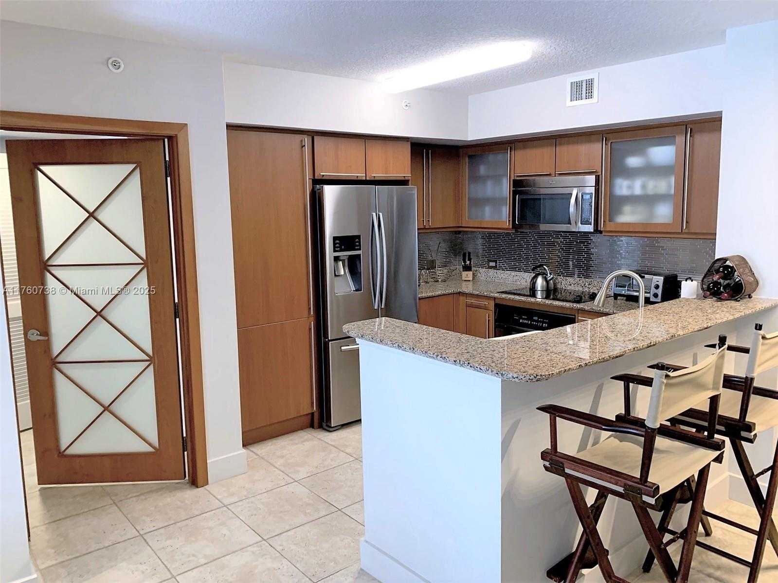 Small Image of 2080 SOUTH OCEAN DRIVE #304, Hallandale Beach Number 4