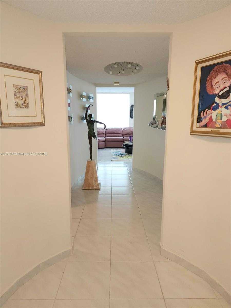 Small Image of 2751 SOUTH OCEAN DR #708S, Hollywood Number 12
