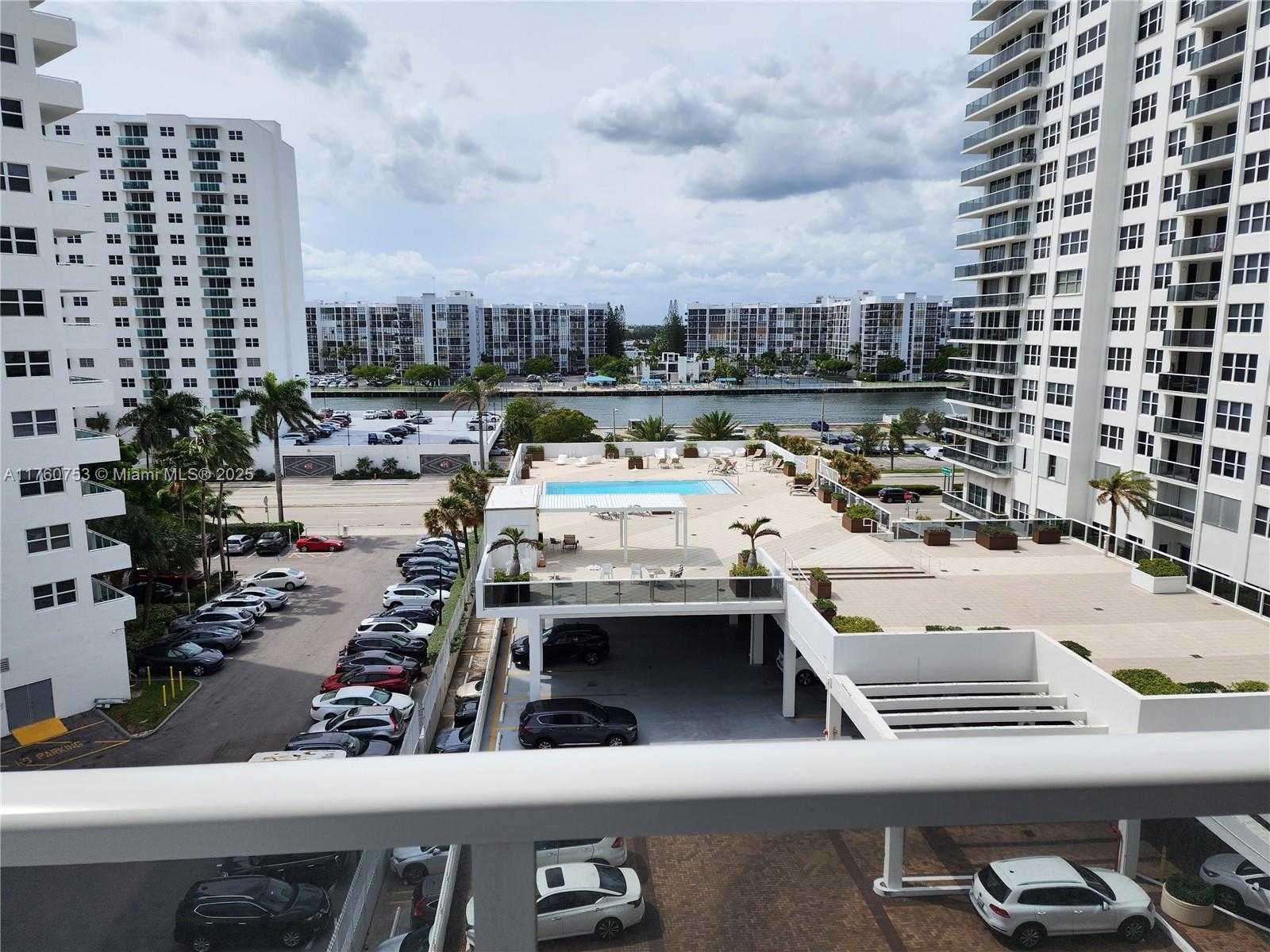 Small Image of 2751 SOUTH OCEAN DR #708S, Hollywood Number 14