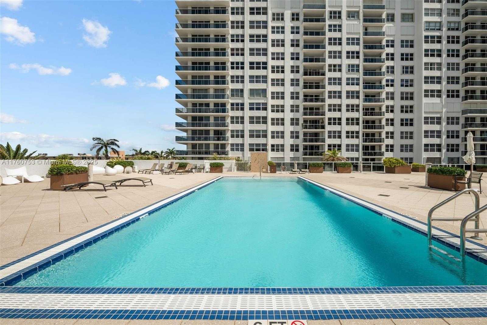 Small Image of 2751 SOUTH OCEAN DR #708S, Hollywood Number 22