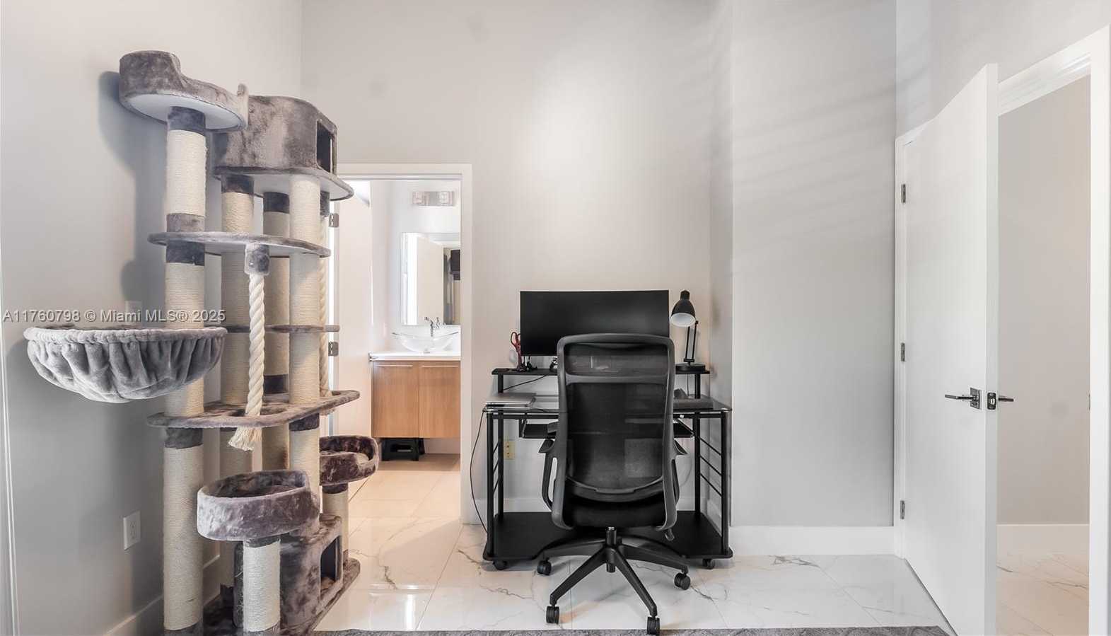 Small Image of 466 SOUTH EAST 1ST CIR, Pompano Beach Number 30