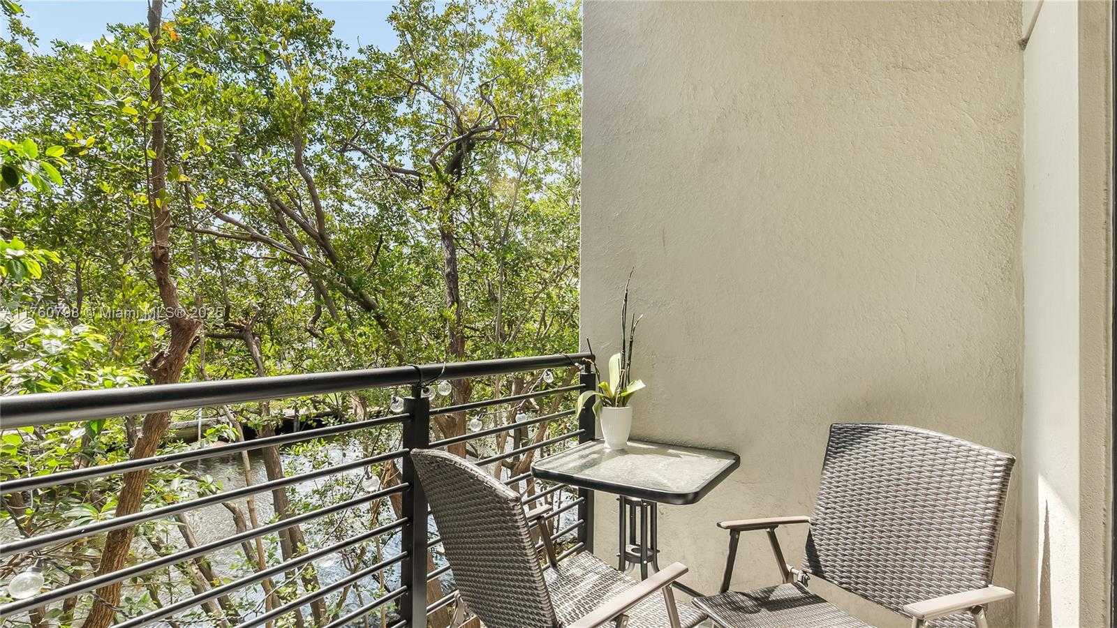 Small Image of 466 SOUTH EAST 1ST CIR, Pompano Beach Number 35
