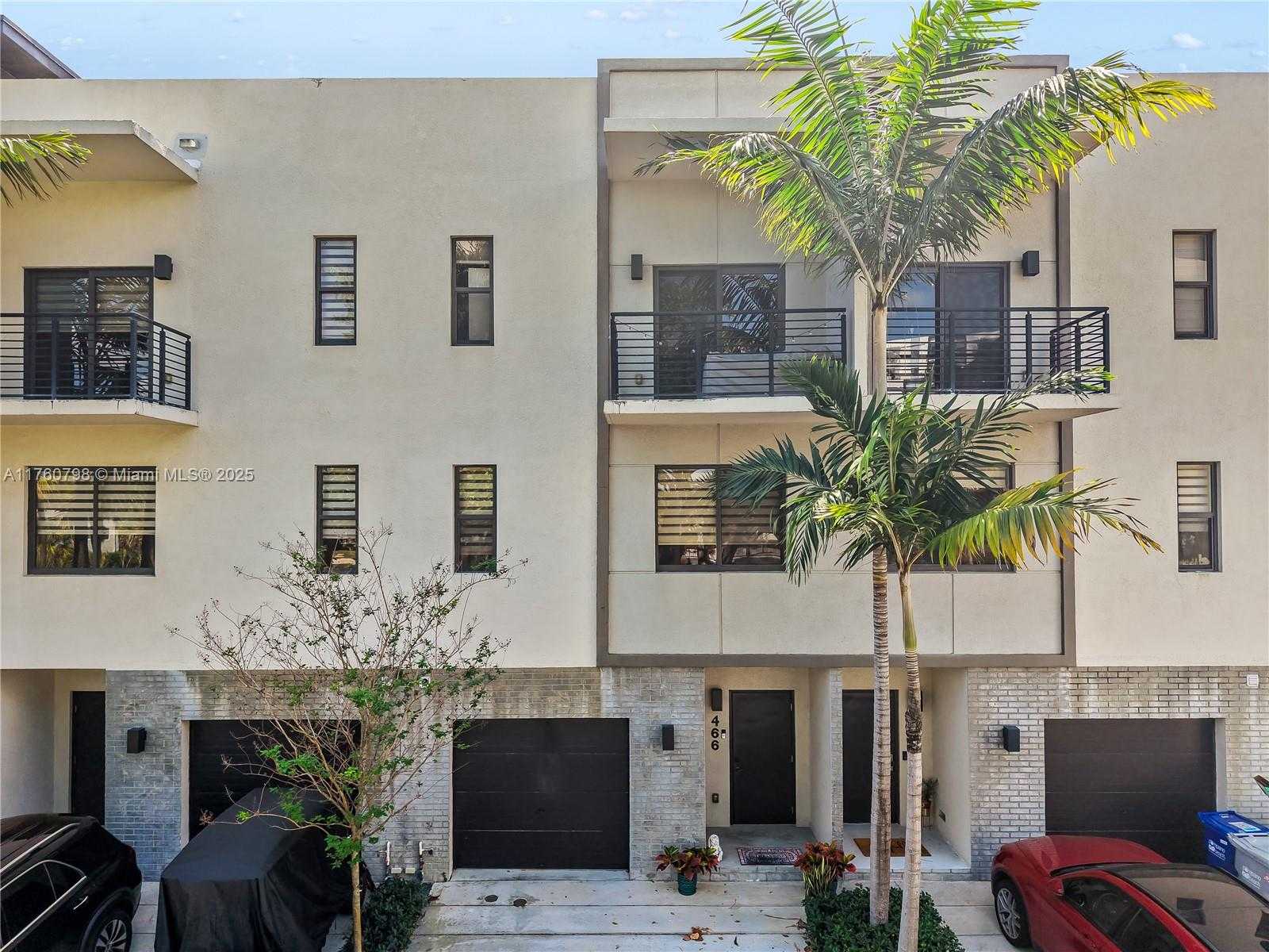 Small Image of 466 SOUTH EAST 1ST CIR, Pompano Beach Number 6