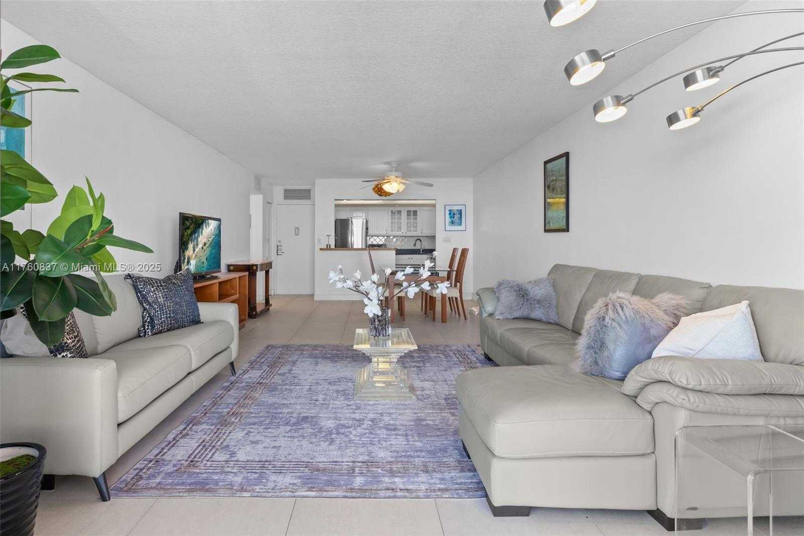 Small Image of 2201 SOUTH OCEAN DR #1102, Hollywood Number 9