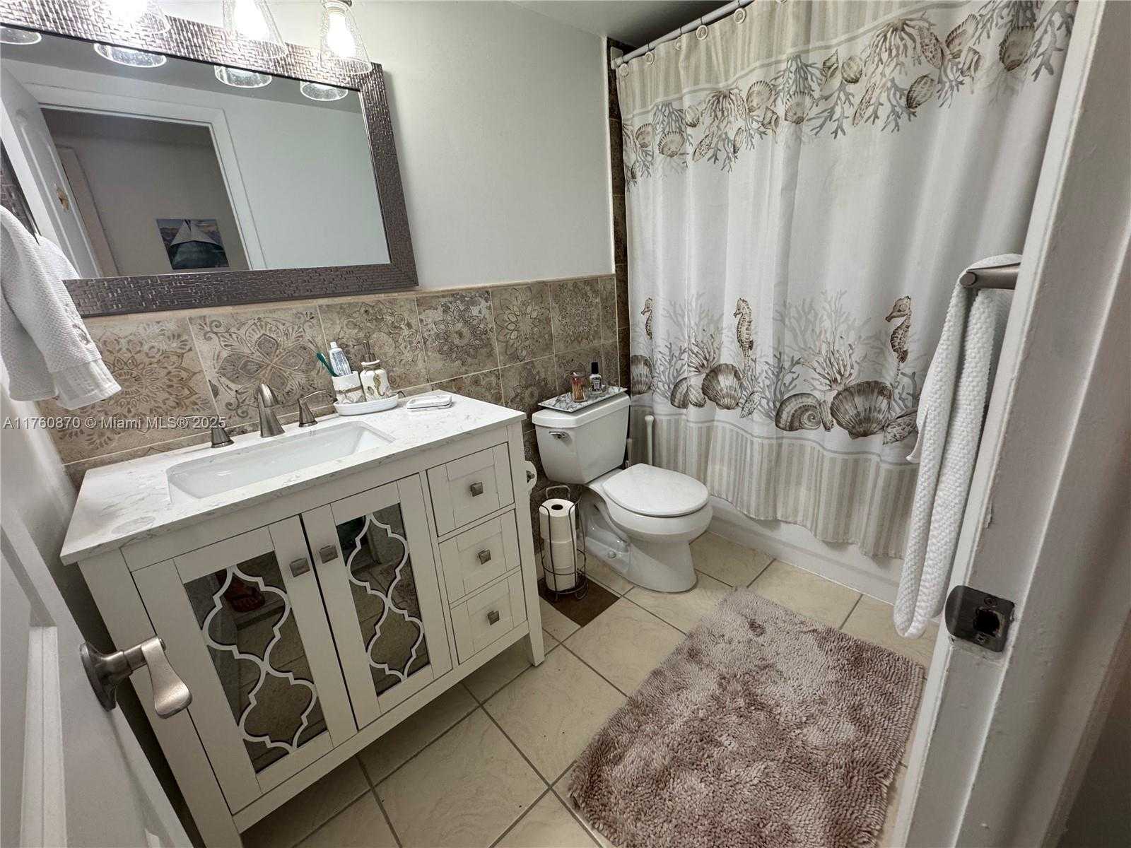 Small Image of 1455 NORTH TREASURE DR #3C, North Bay Village Number 17