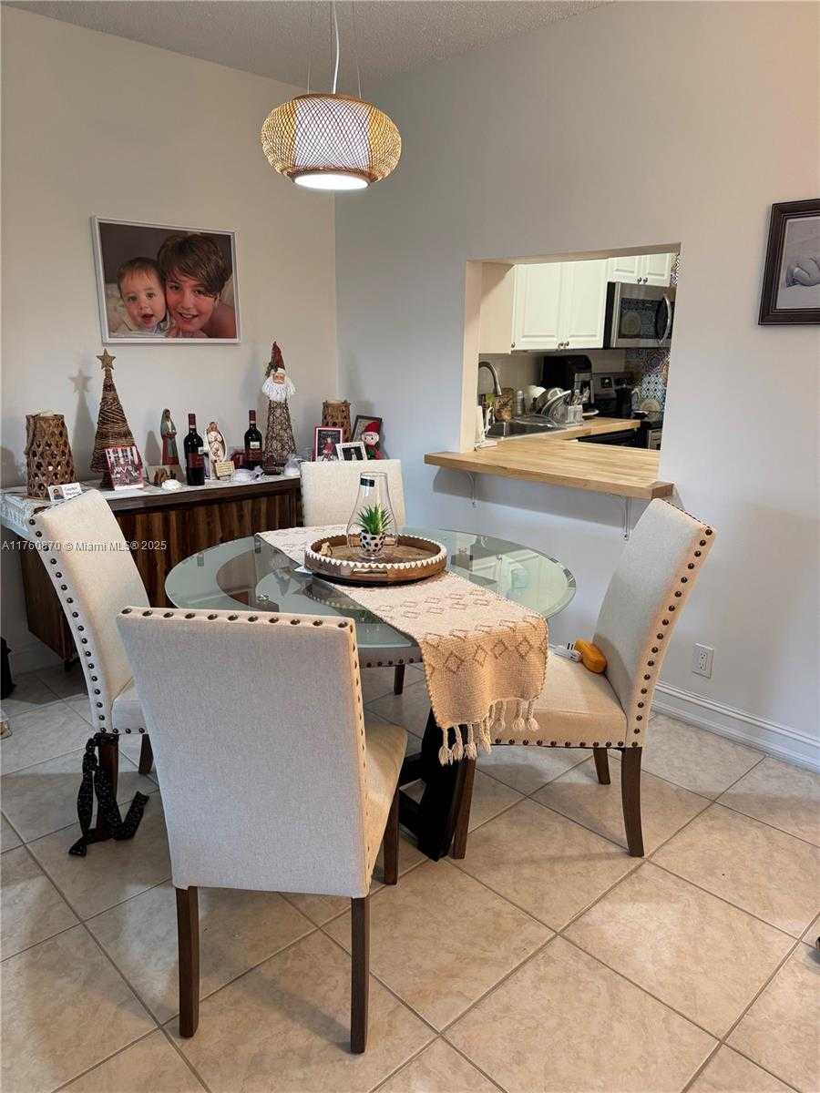 Small Image of 1455 NORTH TREASURE DR #3C, North Bay Village Number 9