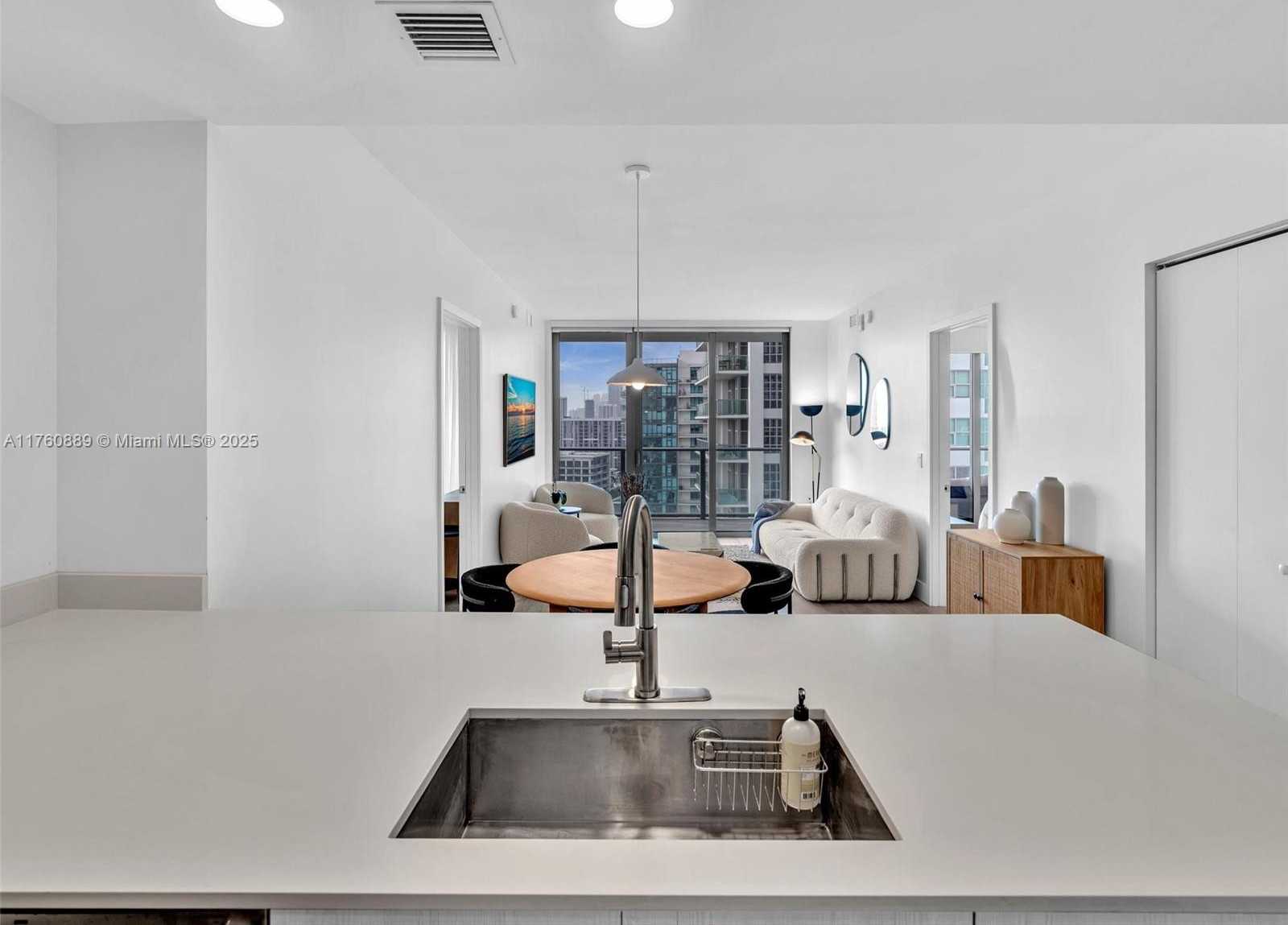 Small Image of 121 NORTH EAST 34TH ST #2102, Miami Number 14