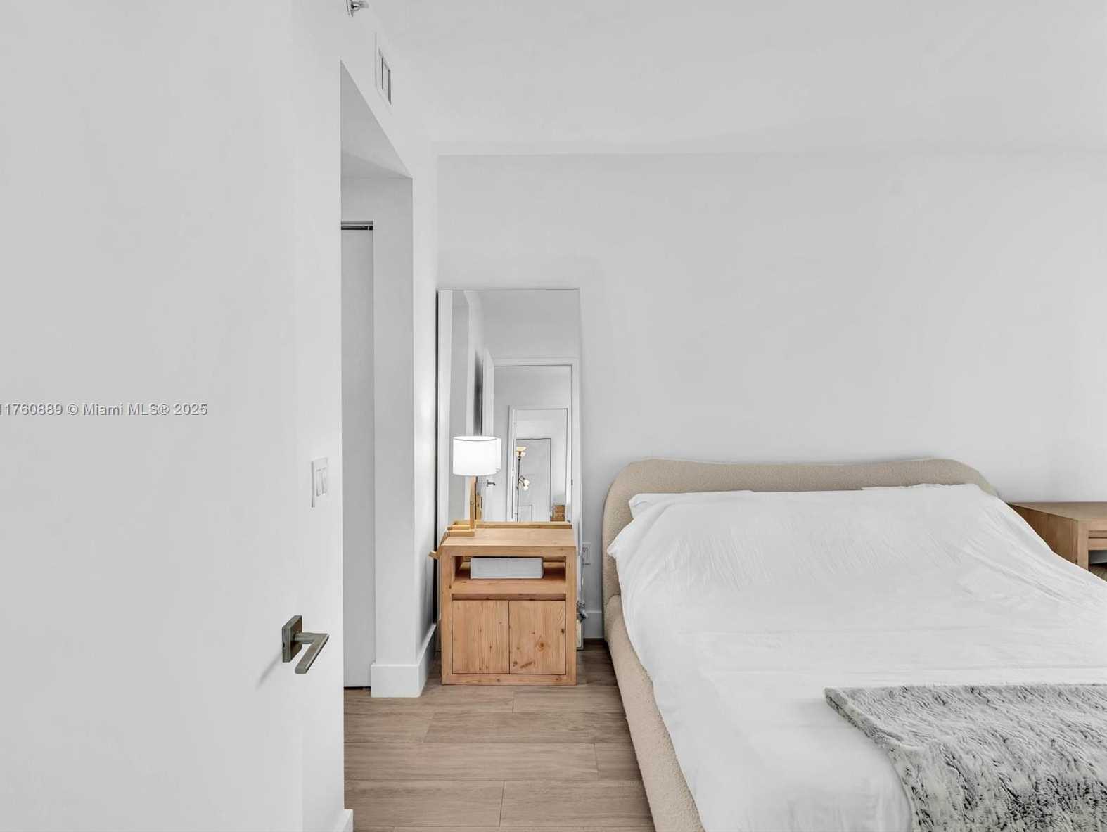 Small Image of 121 NORTH EAST 34TH ST #2102, Miami Number 41