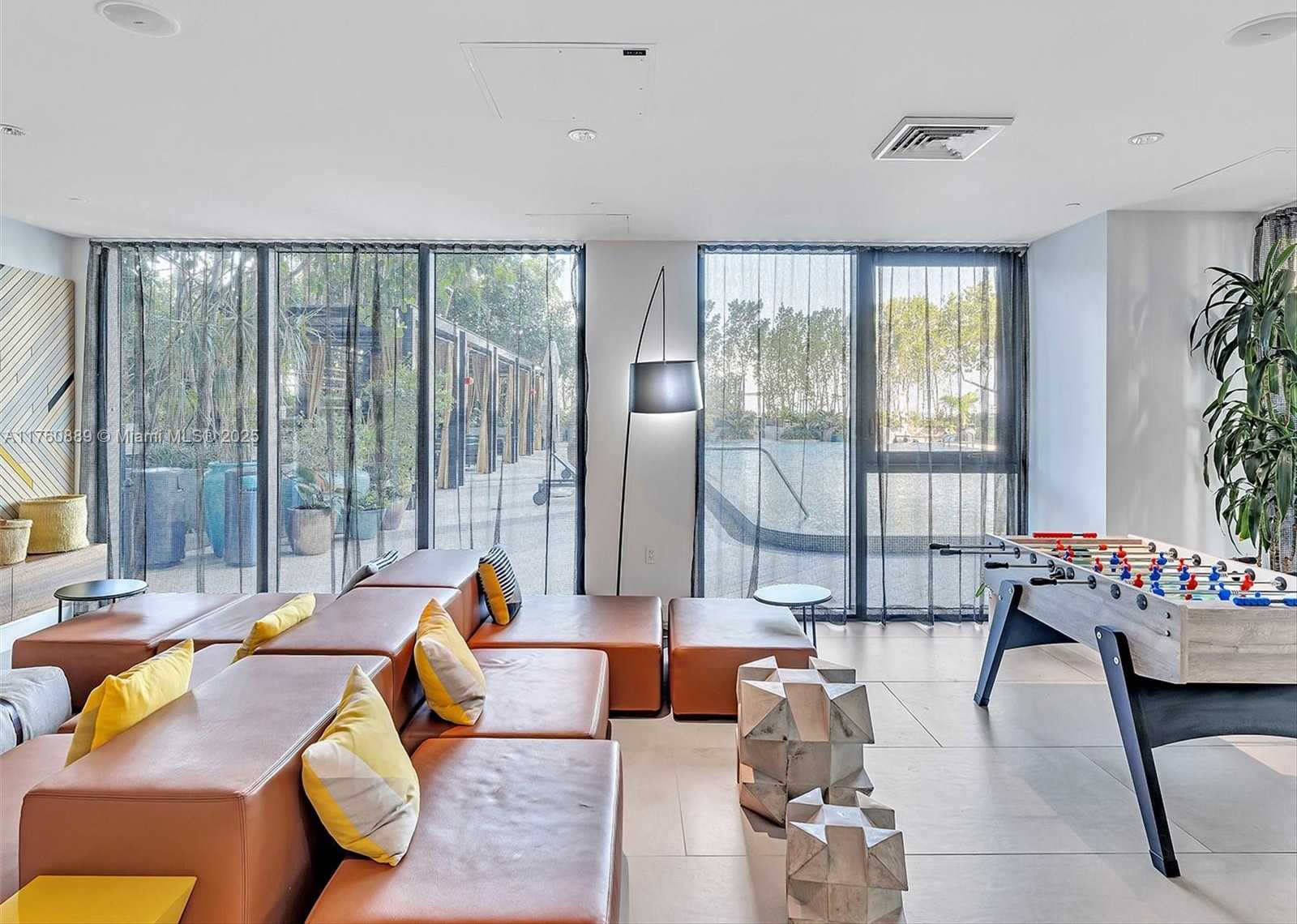 Small Image of 121 NORTH EAST 34TH ST #2102, Miami Number 58