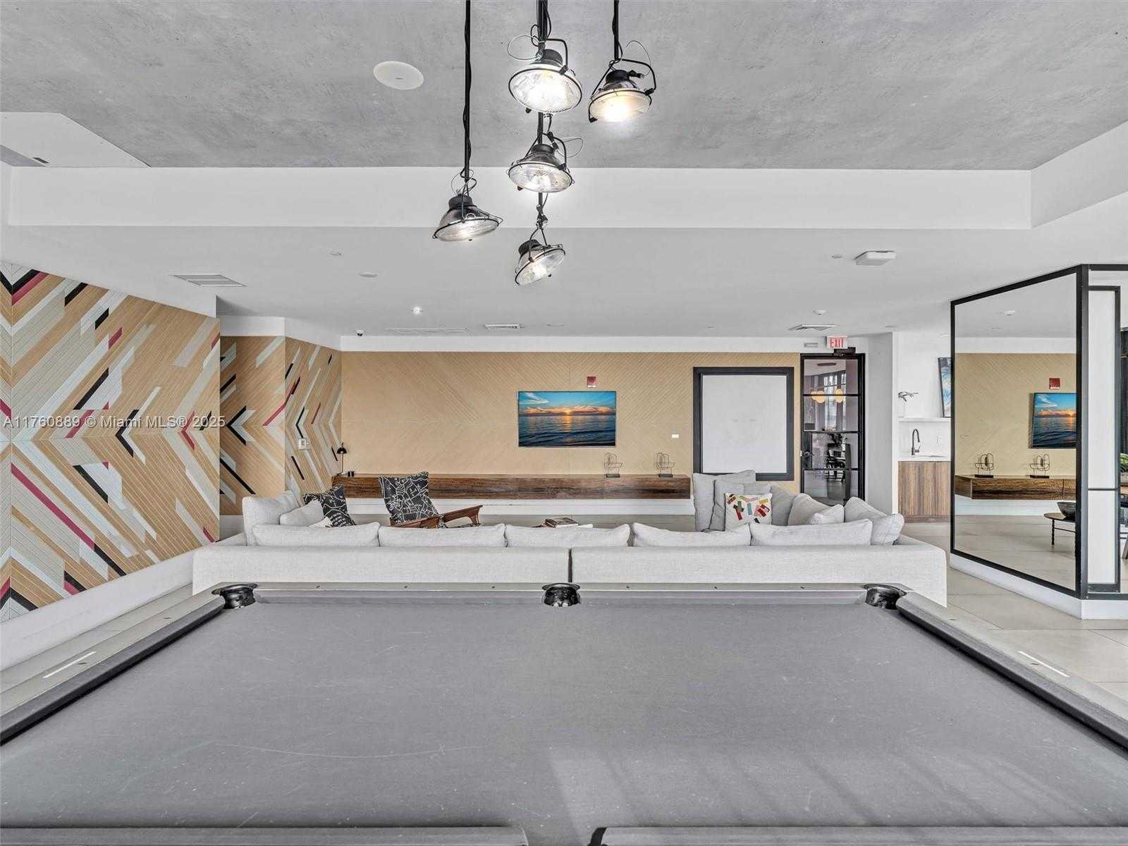 Small Image of 121 NORTH EAST 34TH ST #2102, Miami Number 80