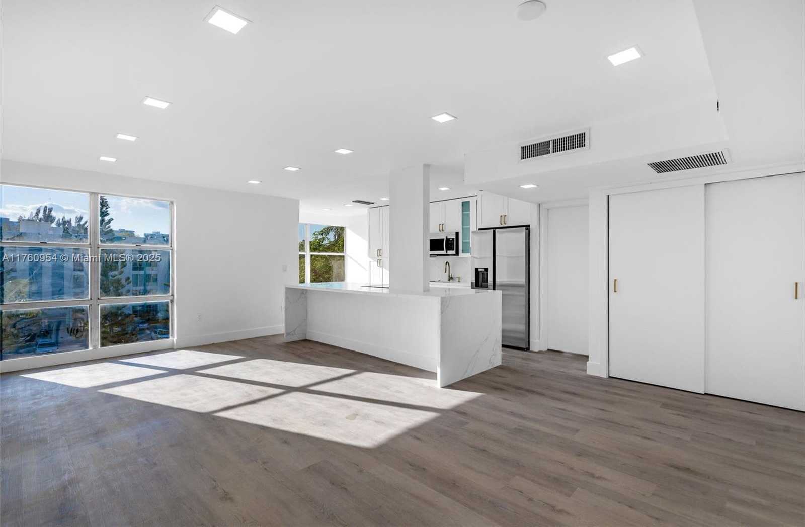 Small Image of 17560 ATLANTIC BLVD #409, Sunny Isles Beach Number 17