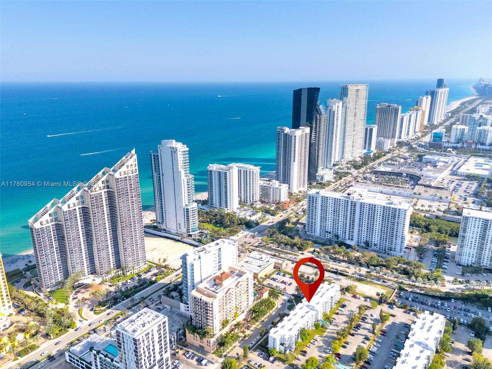 Small Image of 17560 ATLANTIC BLVD #409, Sunny Isles Beach Number 9