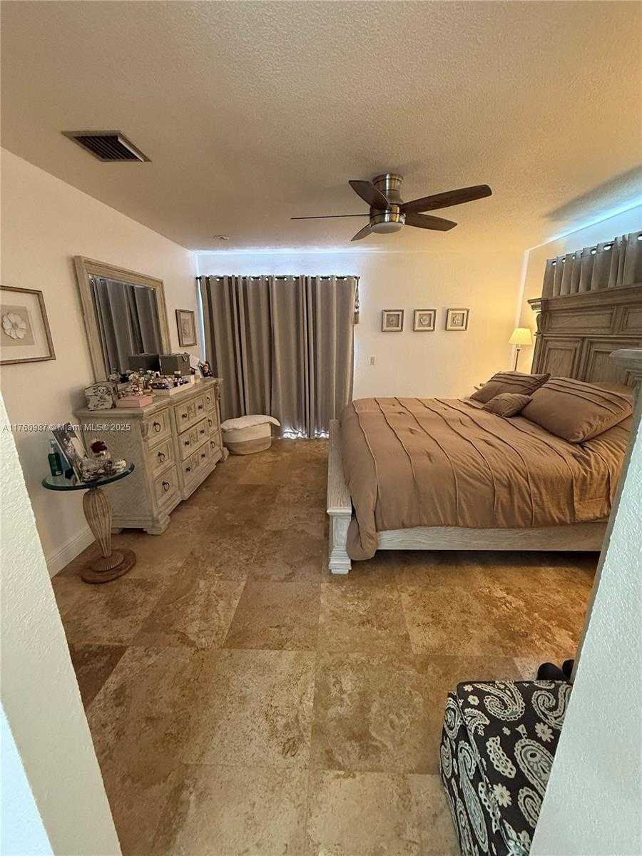 Small Image of 11332 SOUTH WEST 133RD CT #56-2, Miami Number 19