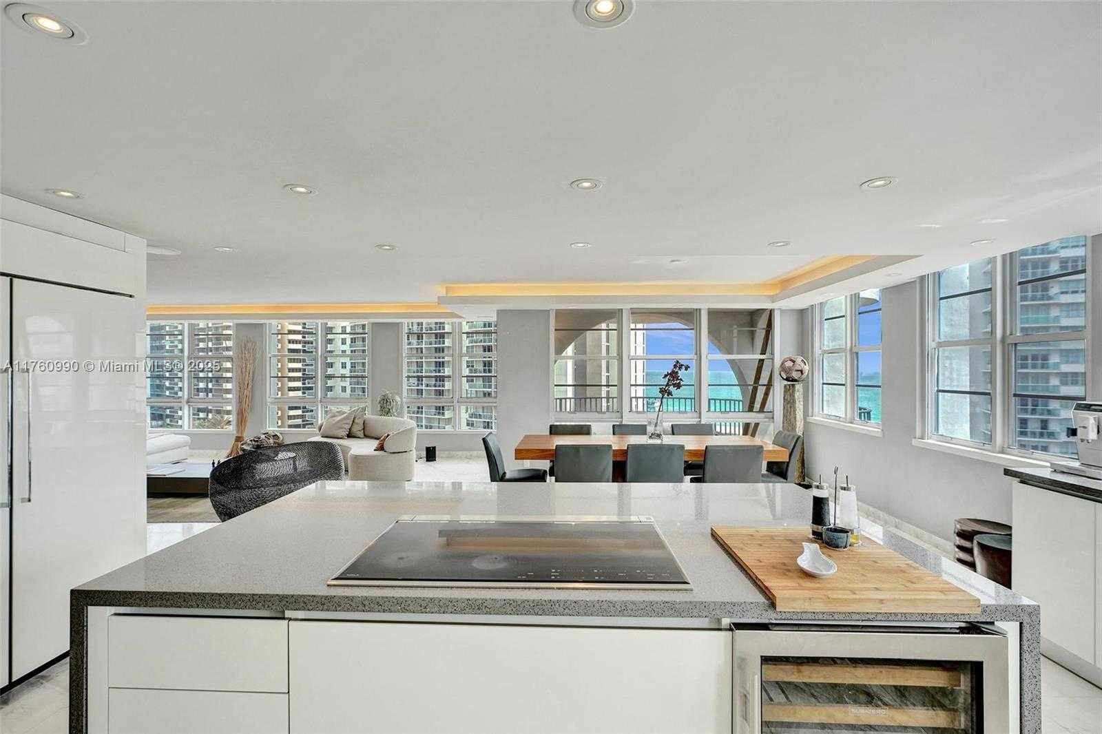 Small Image of 5660 COLLINS AVE #9B, Miami Beach Number 17