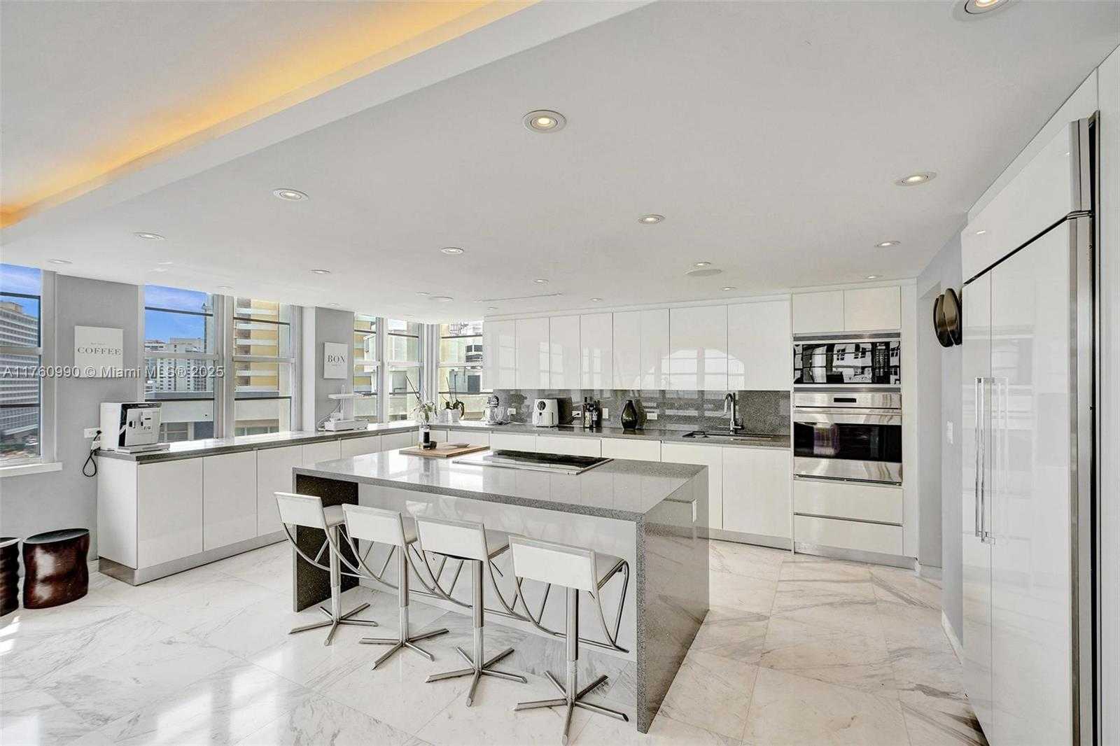 Small Image of 5660 COLLINS AVE #9B, Miami Beach Number 20