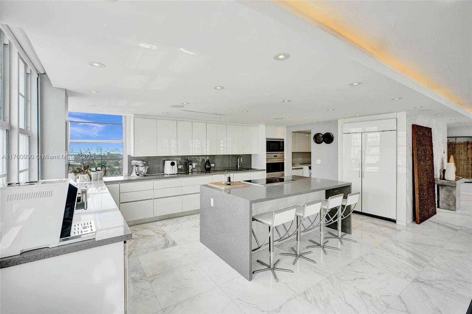 Small Image of 5660 COLLINS AVE #9B, Miami Beach Number 22