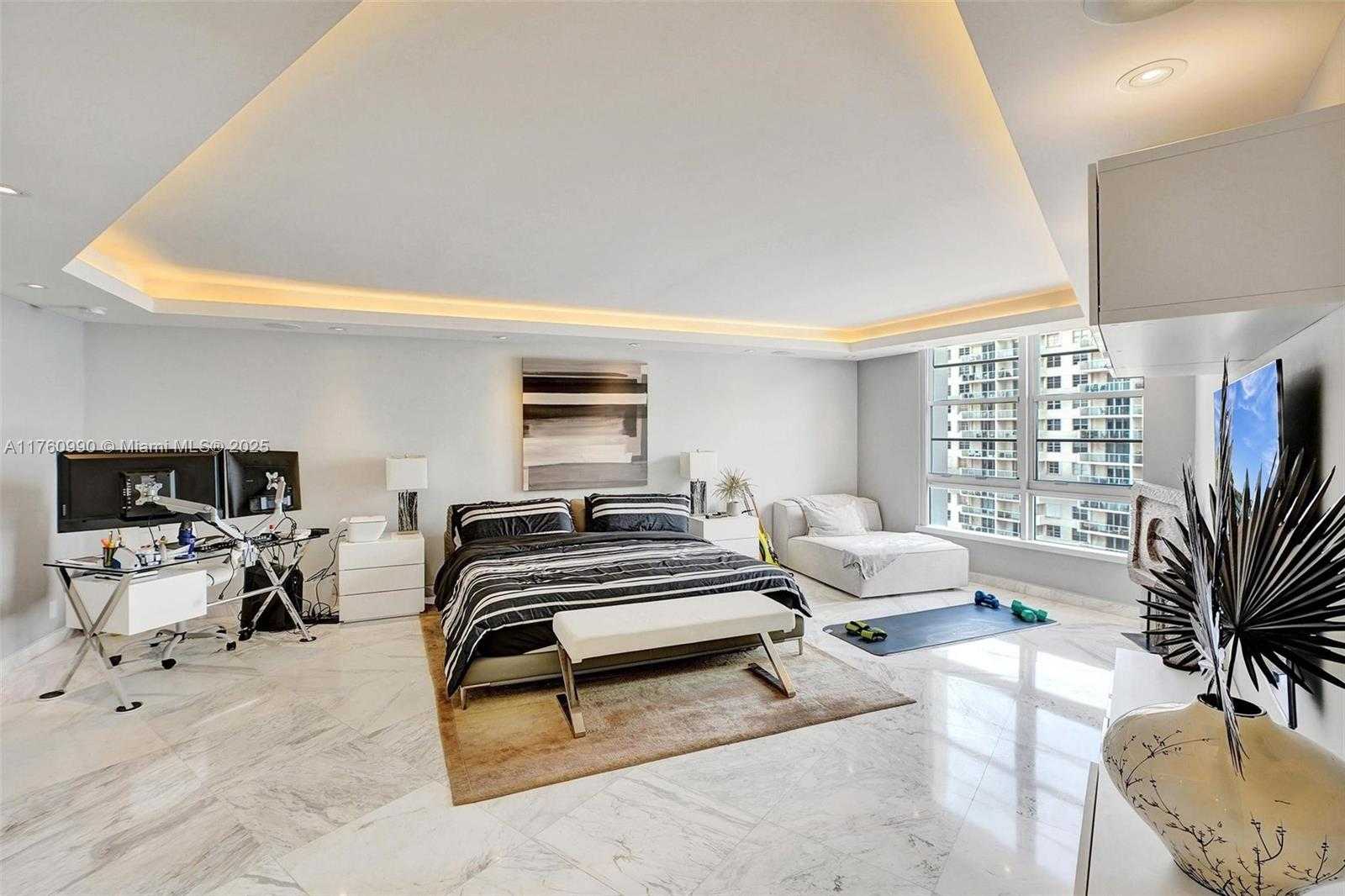 Small Image of 5660 COLLINS AVE #9B, Miami Beach Number 34