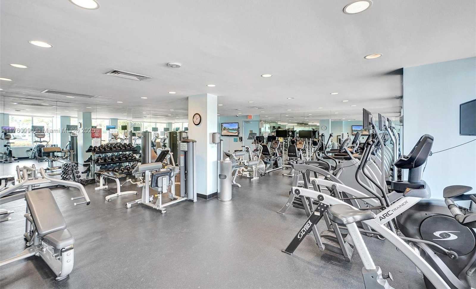 Small Image of 5660 COLLINS AVE #9B, Miami Beach Number 56