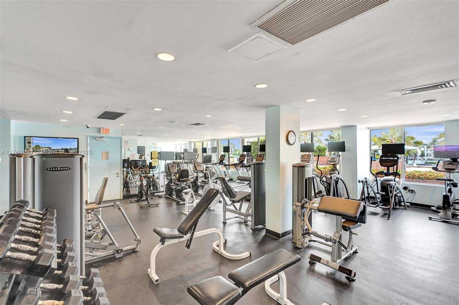 Small Image of 5660 COLLINS AVE #9B, Miami Beach Number 57