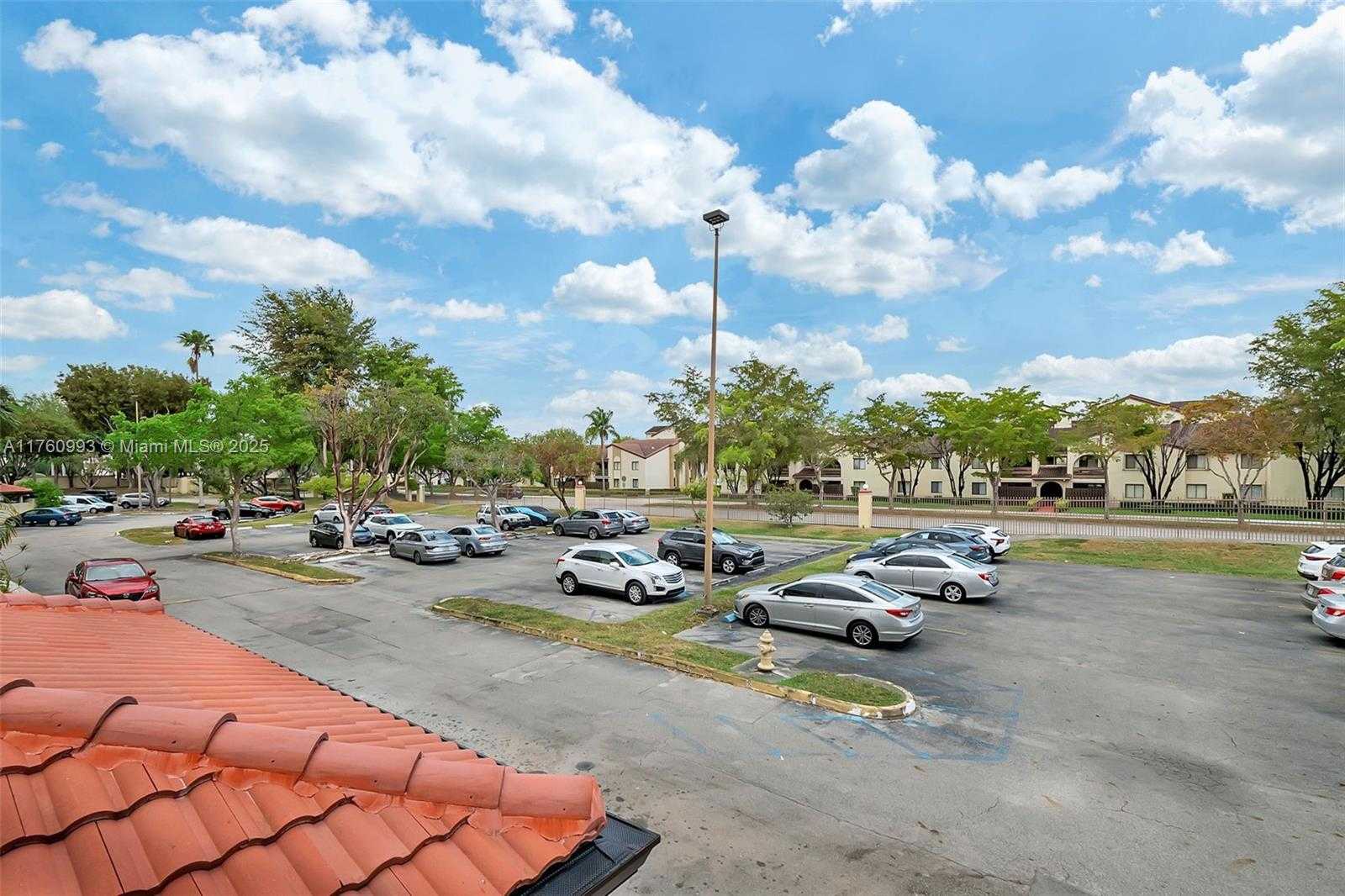 Small Image of 8800 SOUTH WEST 123 CT #J204, Miami Number 44