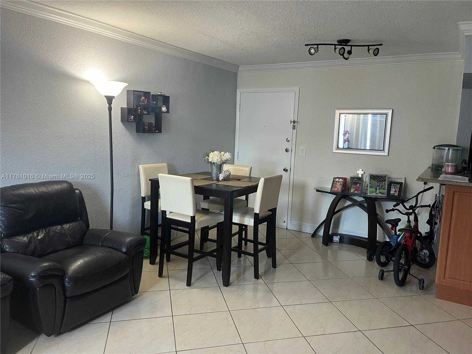 Small Image of 7215 SOUTH WEST 94TH PL #H7, Miami Number 5