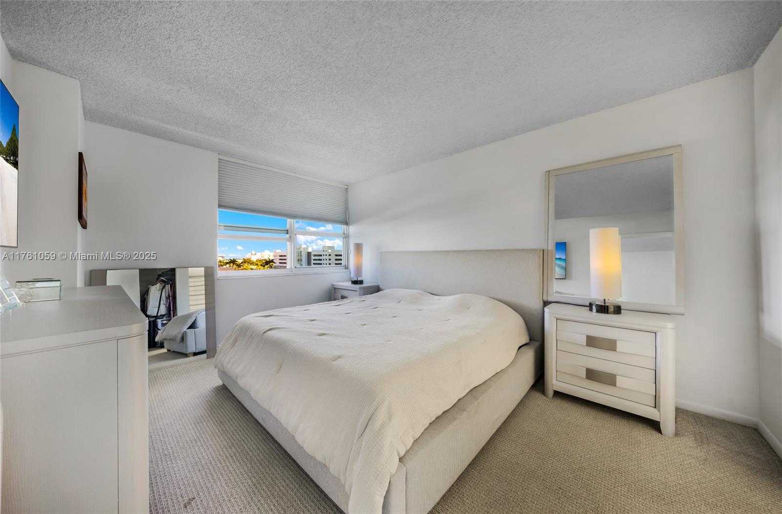 Small Image of 650 WEST AVE #704, Miami Beach Number 17